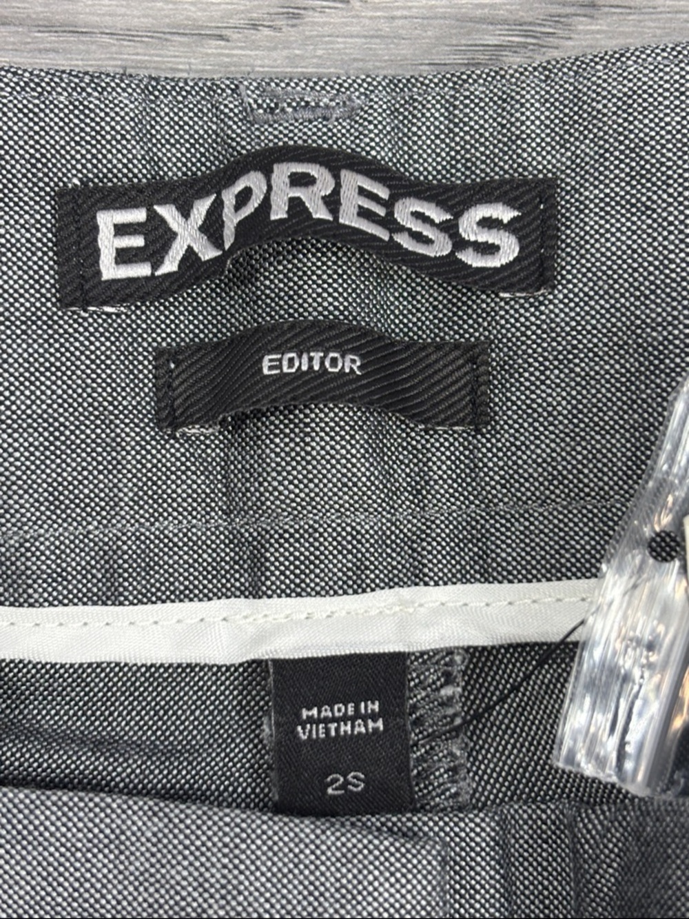 Express Editor Barely Boot Gray Pants - 2 Short NWT - Picture 6 of 7
